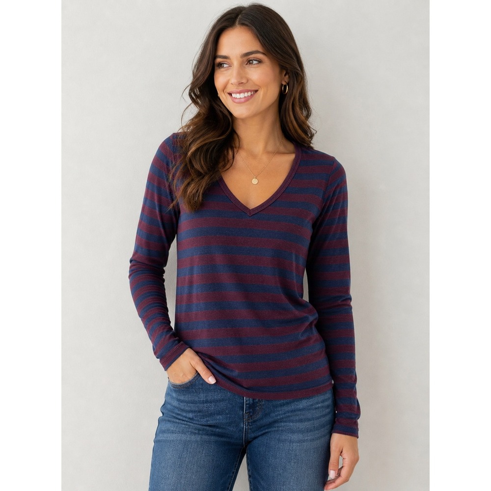 GAP The Modern Tee Womens Size M Navy Blue Burgundy Striped V-Neck Long Sleeve